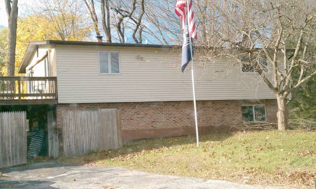 Building photograph for 467 DANBURY RD